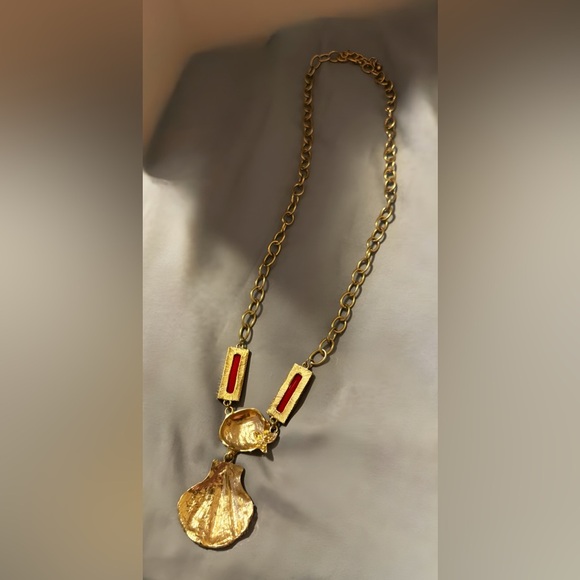 Vintage Gold, Pink, and Red Shell Pendant Necklace - Picture 4 of 6